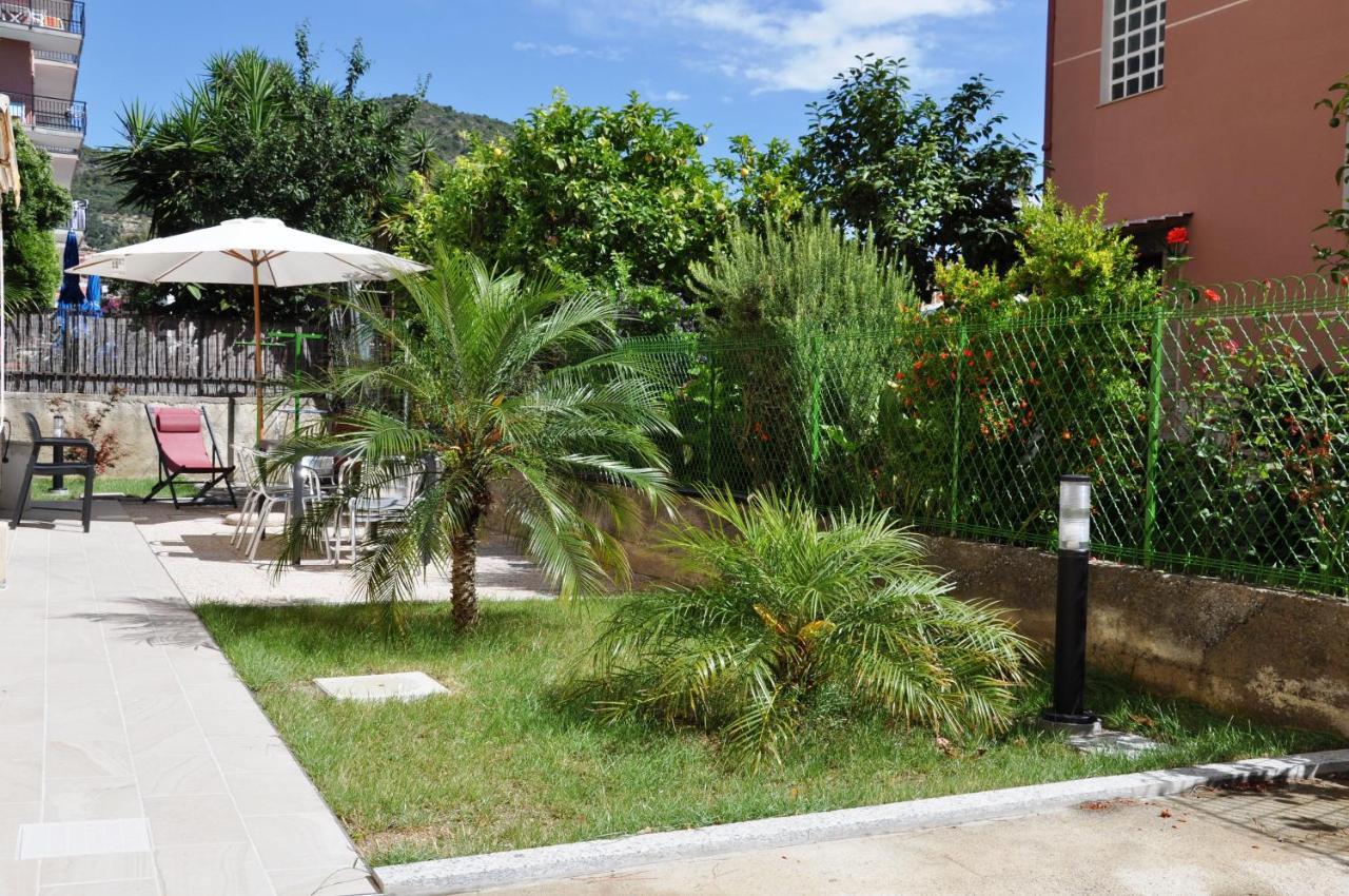 Via Battisti 231 1 Apartment Pietra Ligure Ngoại thất bức ảnh