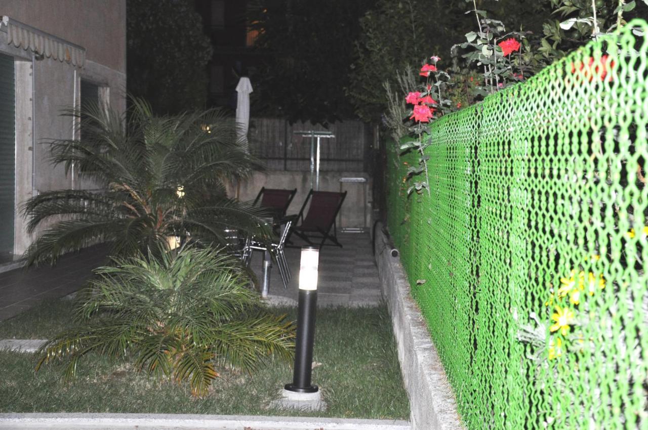 Via Battisti 231 1 Apartment Pietra Ligure Ngoại thất bức ảnh